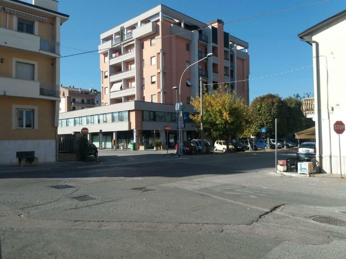 Casa Vacanze Ai piedi di Assisi Bastia Umbra Esterno foto